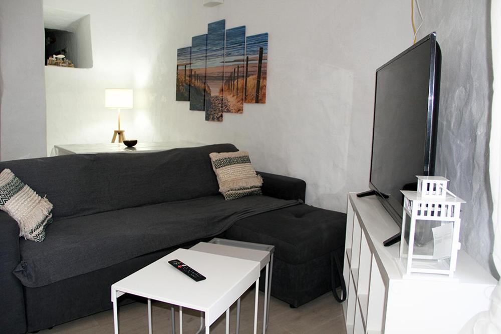 Apartamentos Menbau Gáldar エクステリア 写真